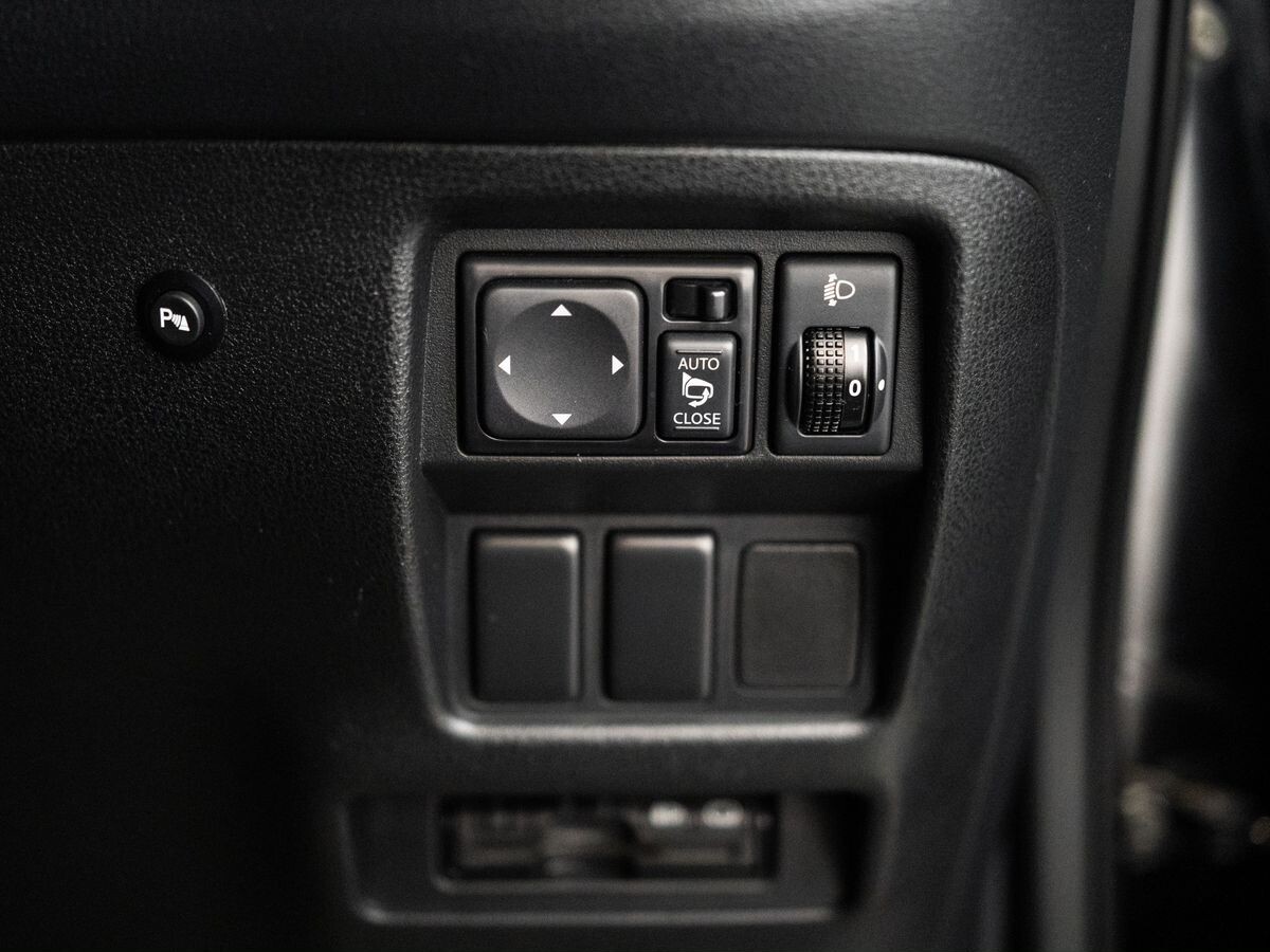 Nissan Juke 2013 - фото автомобиля