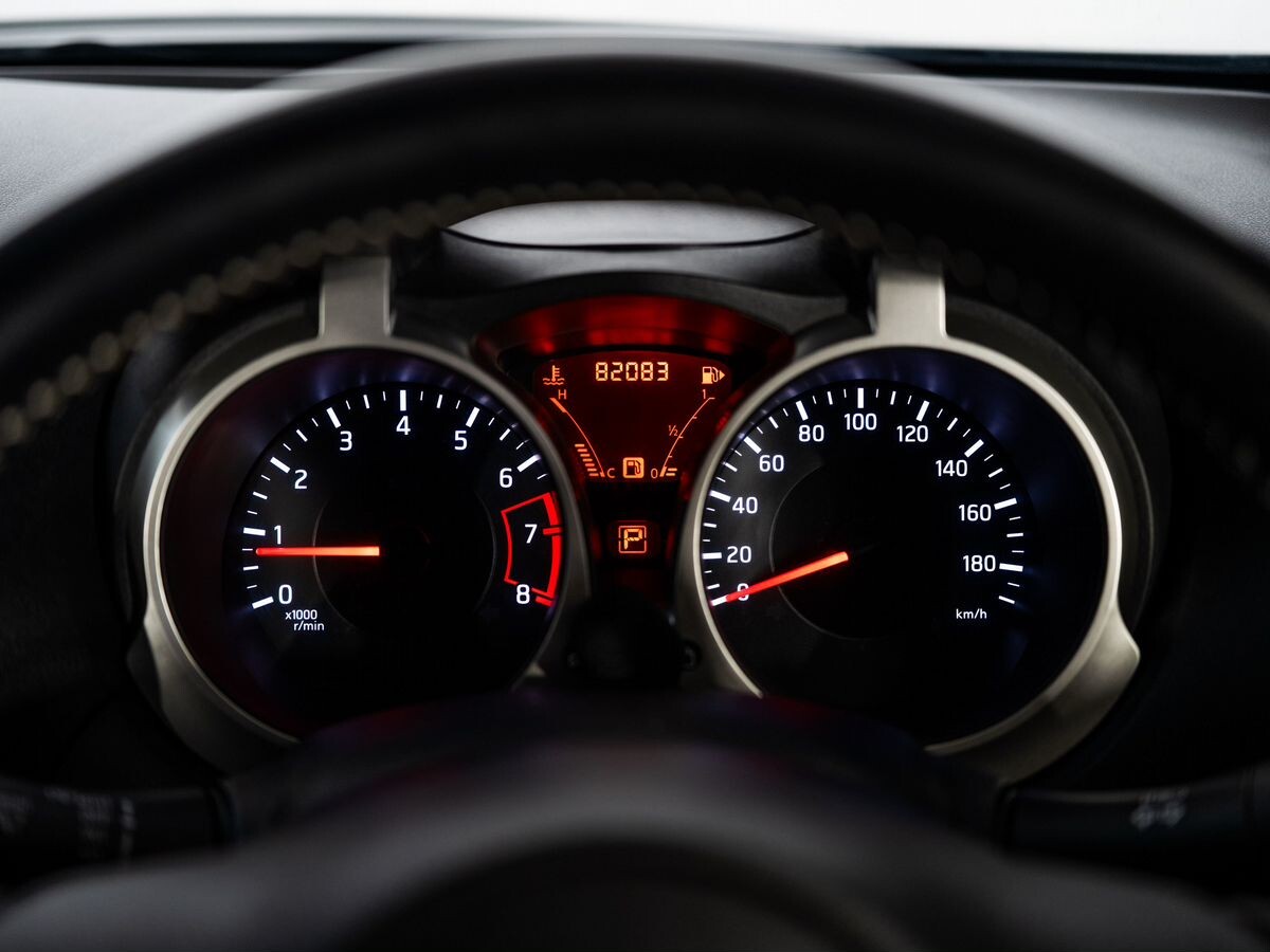 Nissan Juke 2013 - фото автомобиля