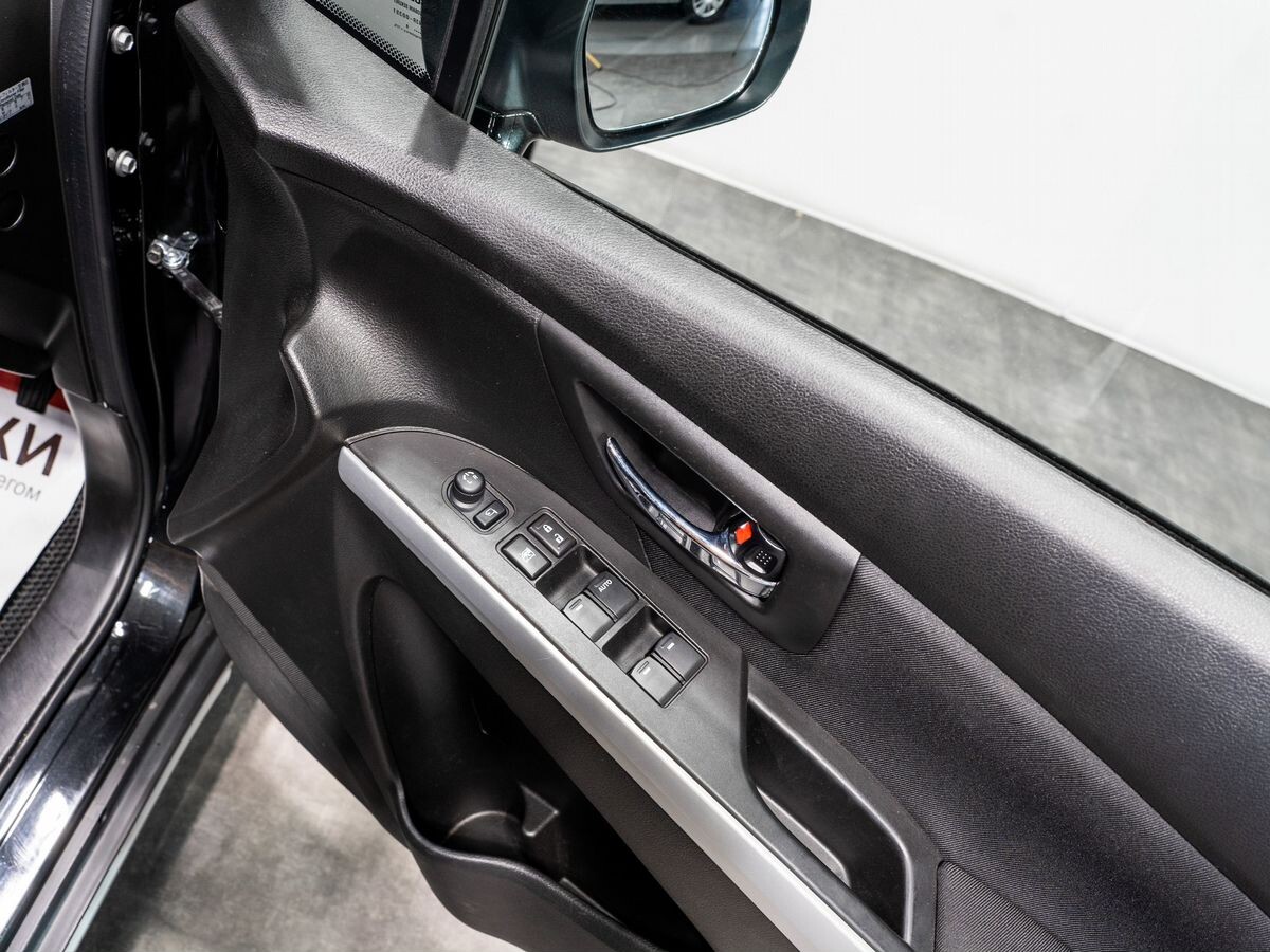 Suzuki SX4 2018 - фото автомобиля