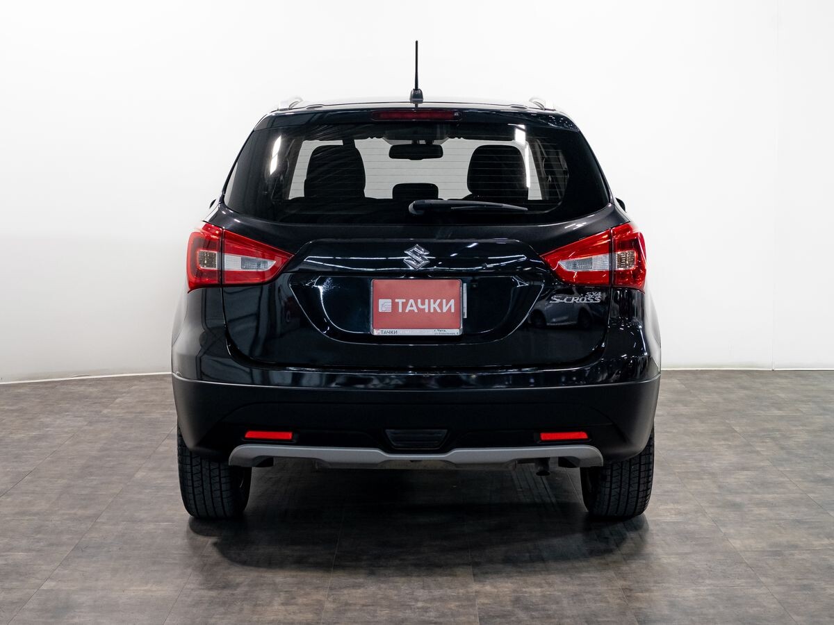 Suzuki SX4 2018 - фото автомобиля