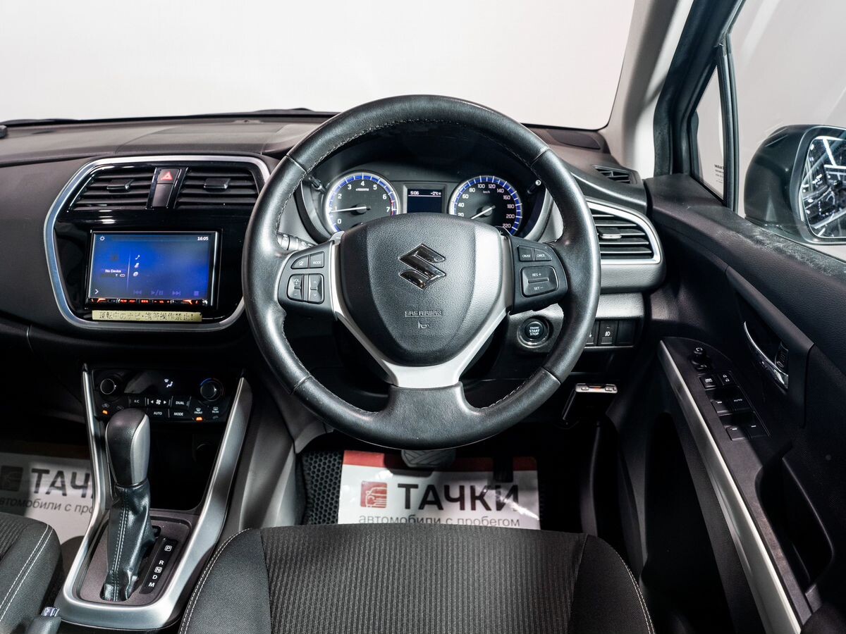 Suzuki SX4 2018 - фото автомобиля