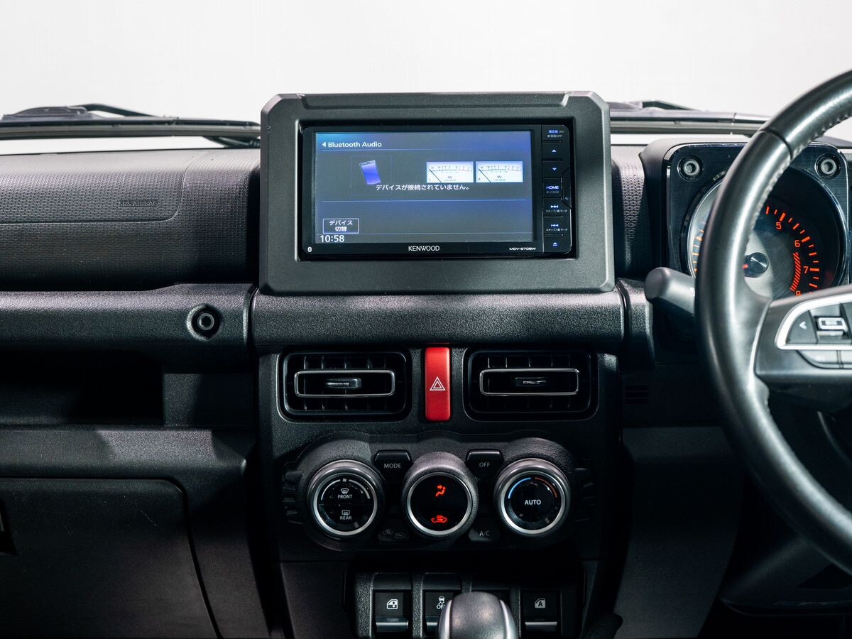 Suzuki Jimny Sierra 2020 - фото автомобиля