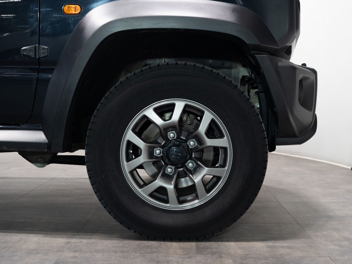 Suzuki Jimny Sierra 2020 - фото автомобиля