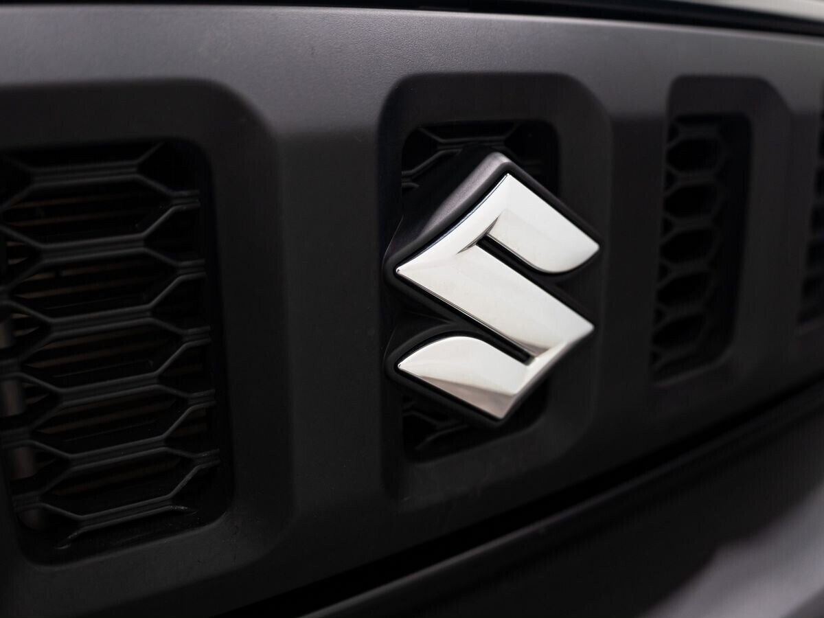 Suzuki Jimny Sierra 2020 - фото автомобиля