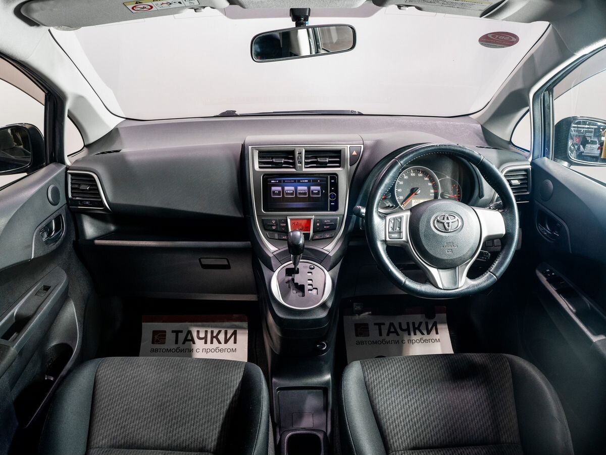 Toyota Ractis 2013 - фото автомобиля