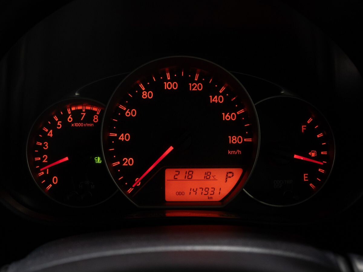 Toyota Ractis 2013 - фото автомобиля