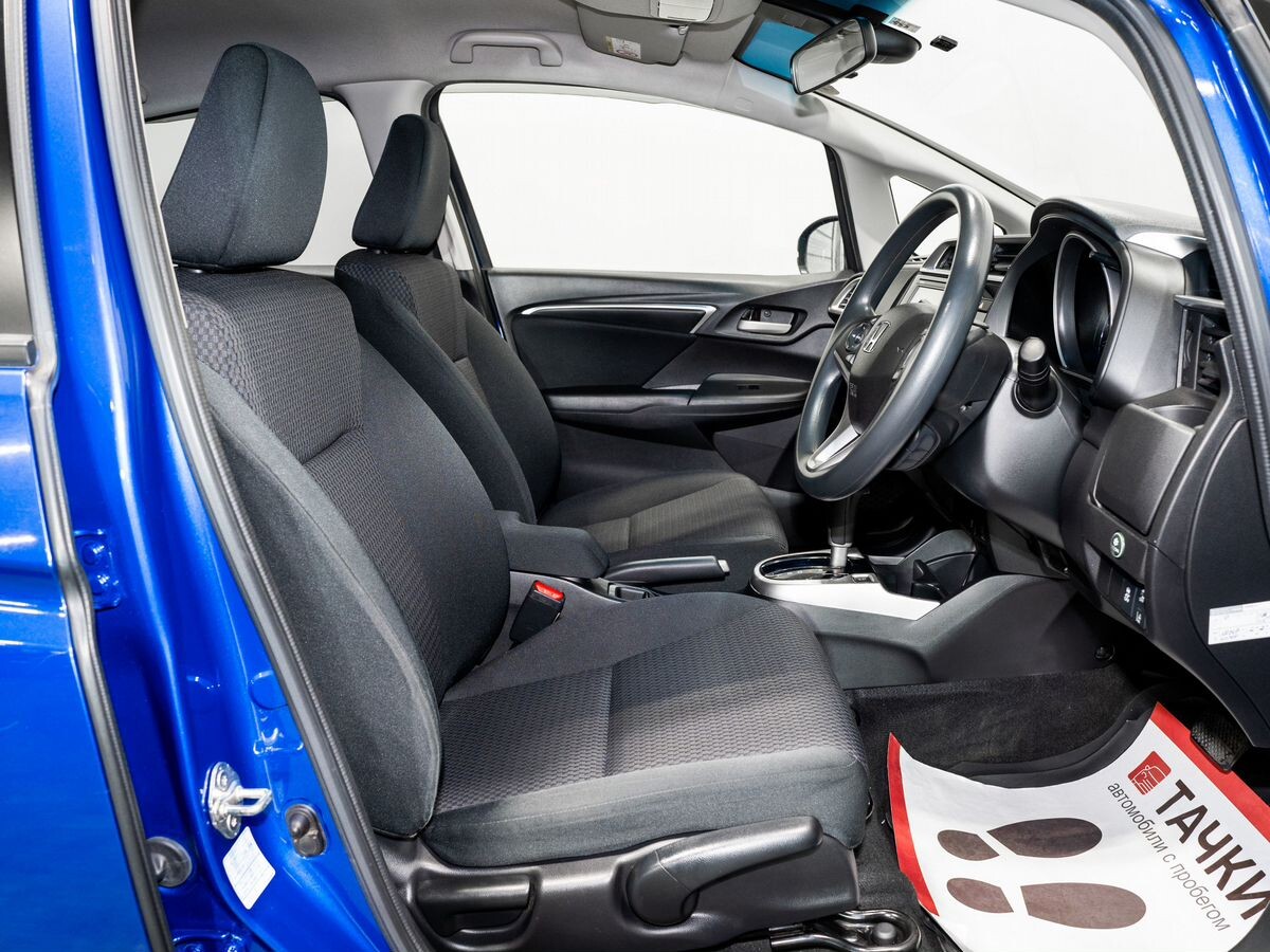 Honda Fit 2017 - фото автомобиля