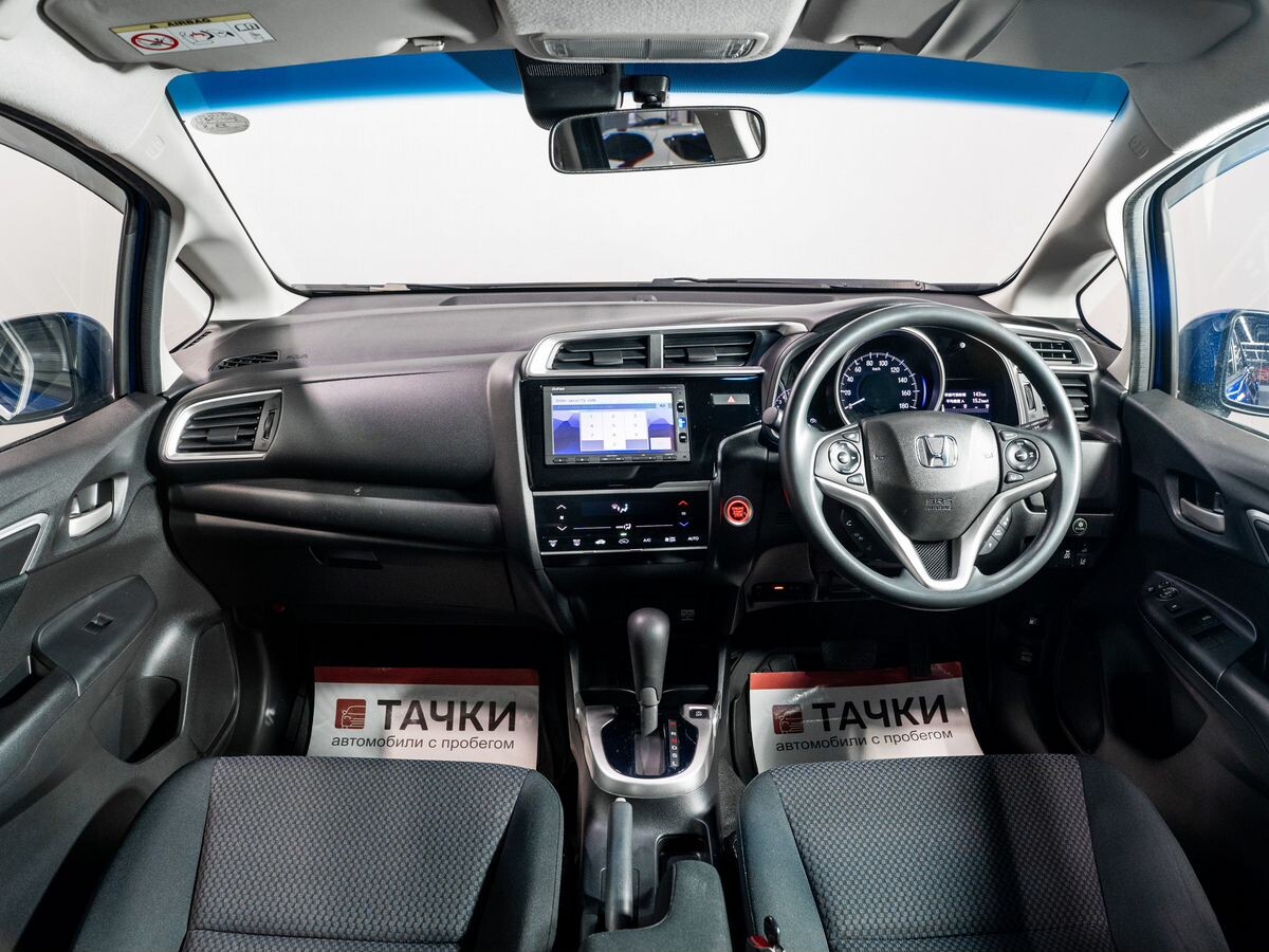 Honda Fit 2017 - фото автомобиля