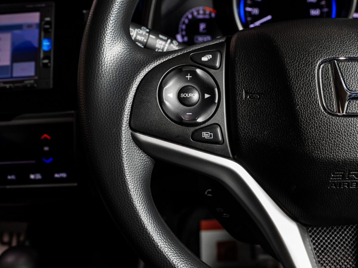 Honda Fit 2017 - фото автомобиля