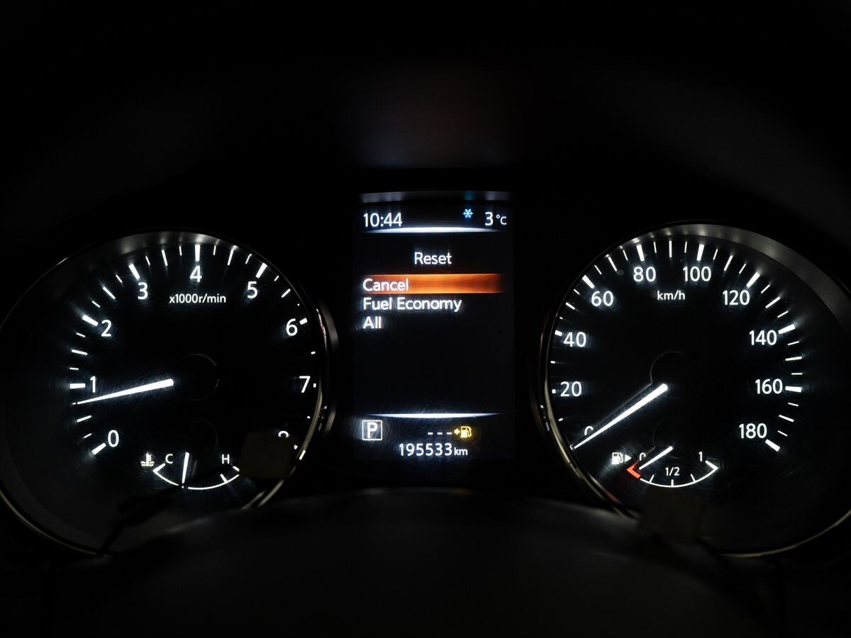 Nissan X-Trail 2017 - фото автомобиля