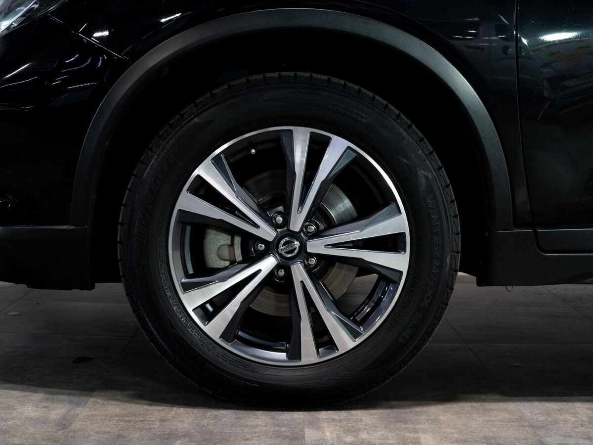 Nissan X-Trail 2017 - фото автомобиля