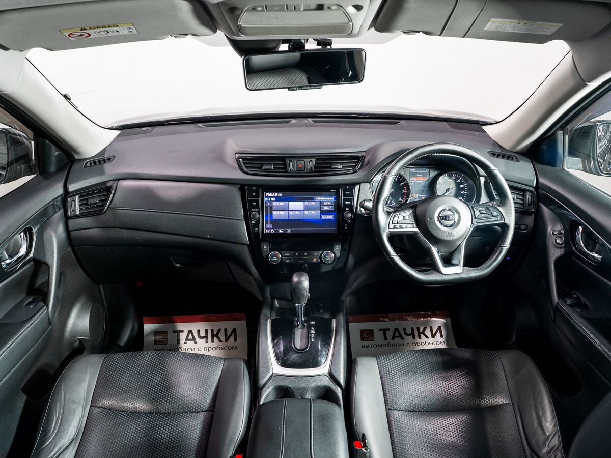 Nissan X-Trail 2017 - фото автомобиля