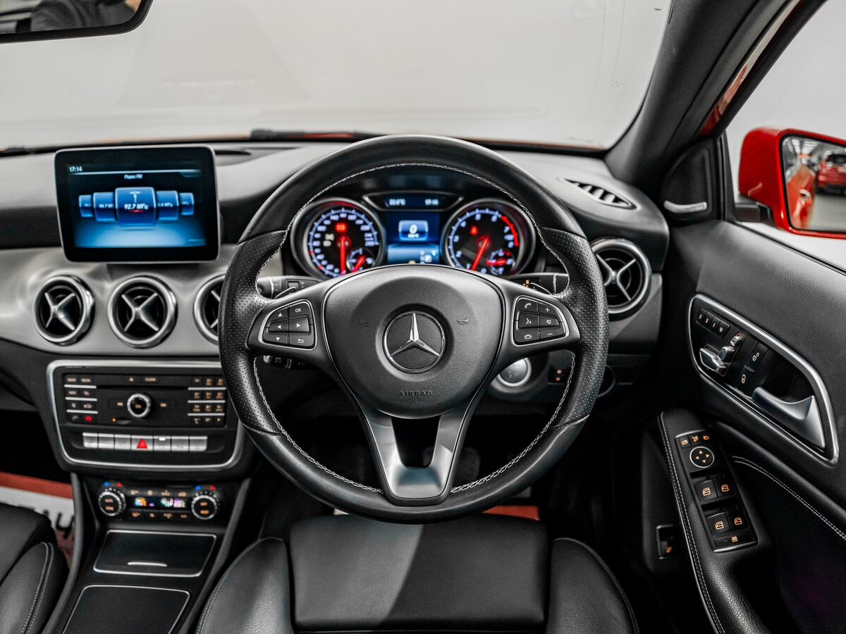 Mercedes-Benz GLA-Class 2017 - фото автомобиля