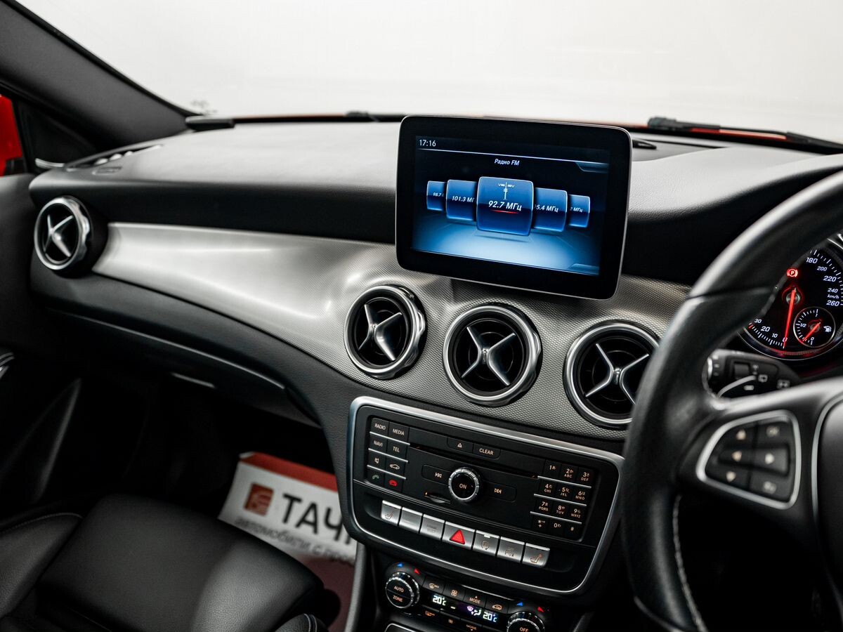 Mercedes-Benz GLA-Class 2017 - фото автомобиля