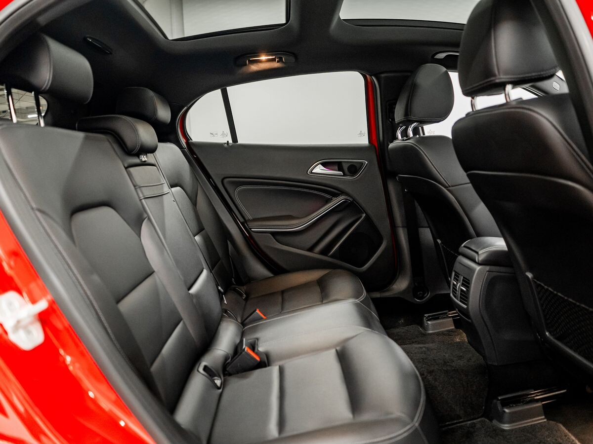 Mercedes-Benz GLA-Class 2017 - фото автомобиля