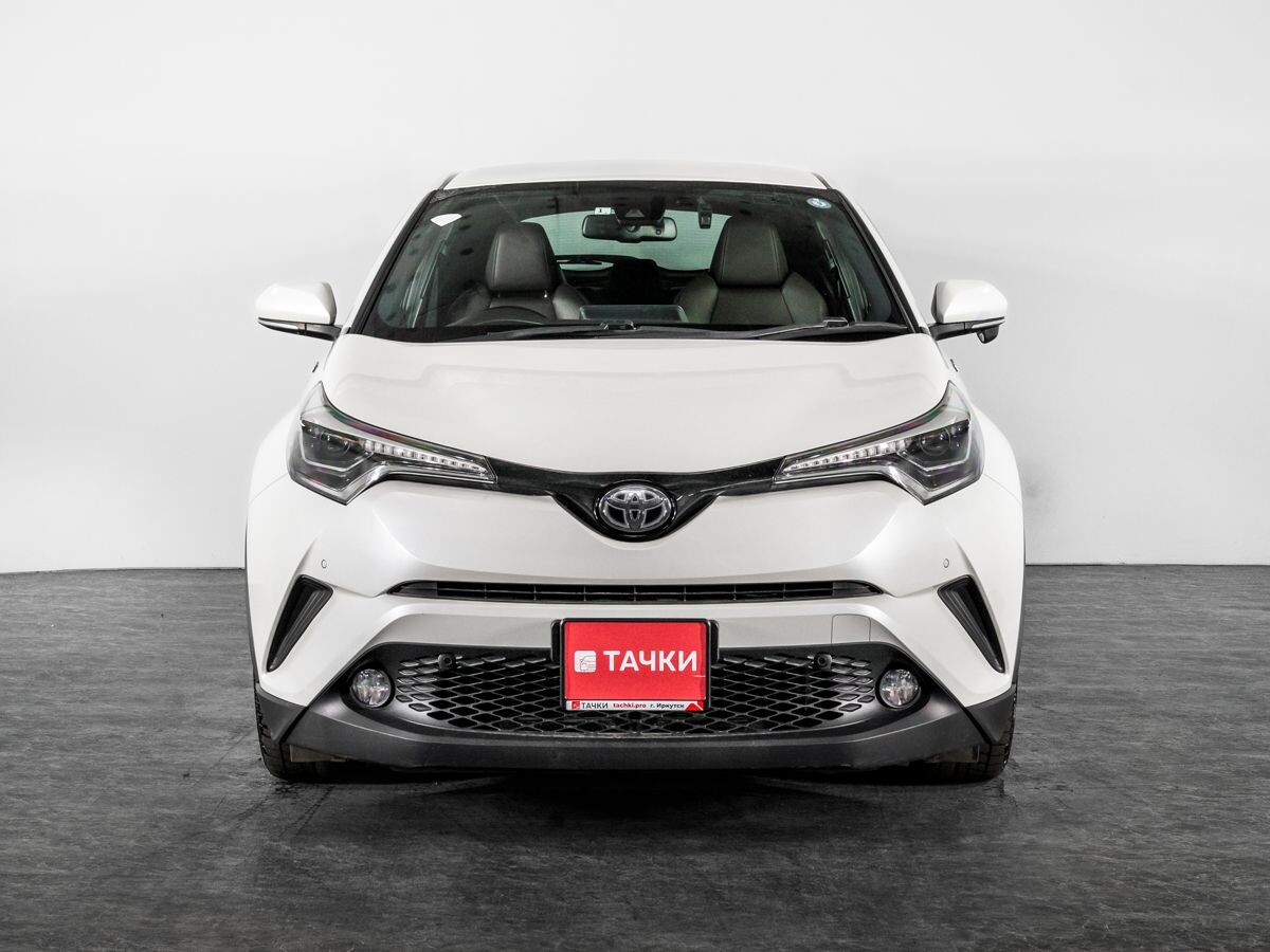 Toyota C-HR 2017 - фото автомобиля