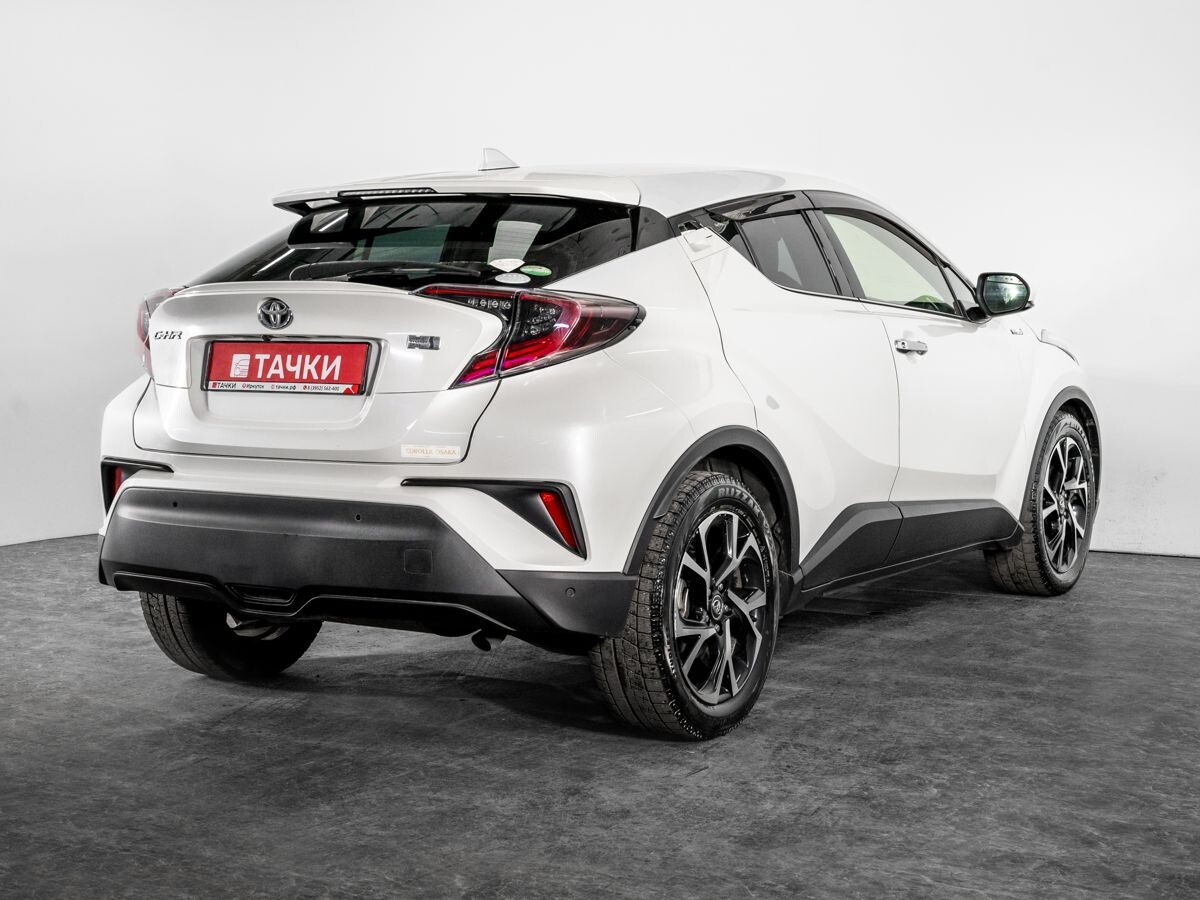 Toyota C-HR 2017 - фото автомобиля