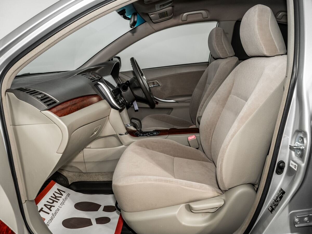 Toyota Premio 2010 - фото автомобиля