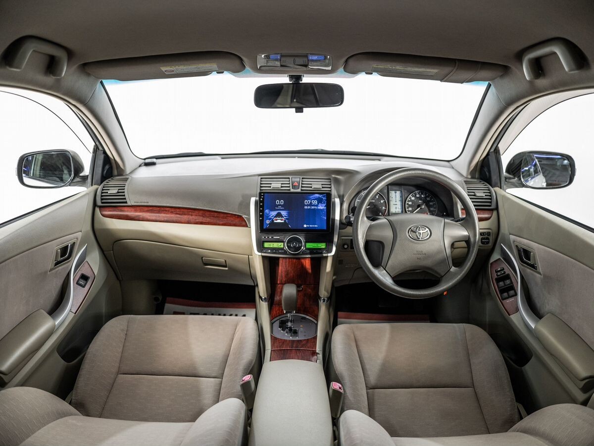 Toyota Premio 2010 - фото автомобиля