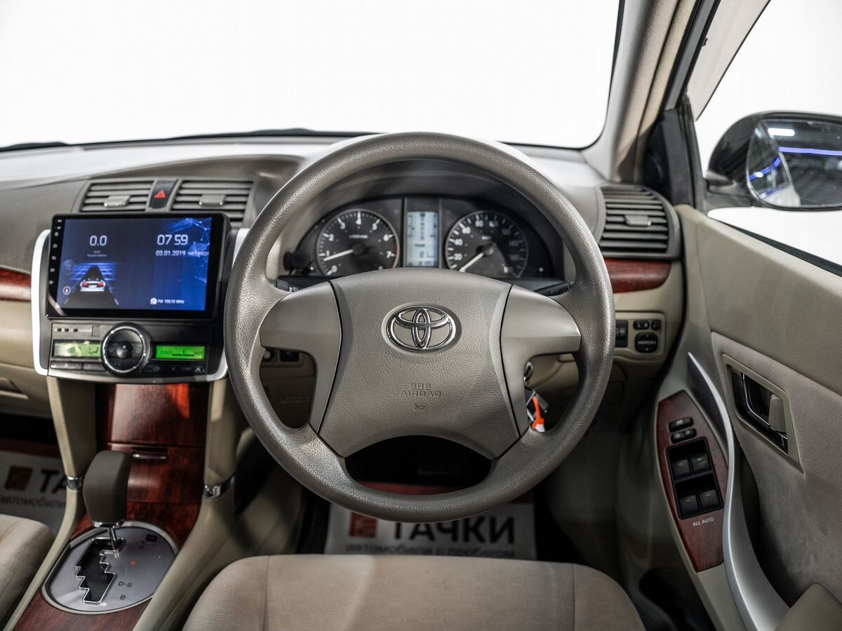 Toyota Premio 2010 - фото автомобиля