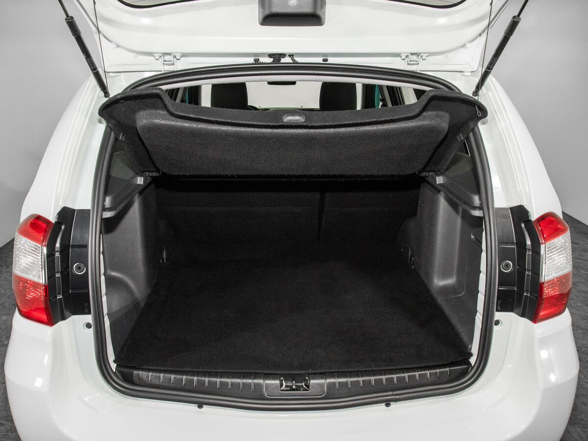 Nissan Terrano 2018 - фото автомобиля