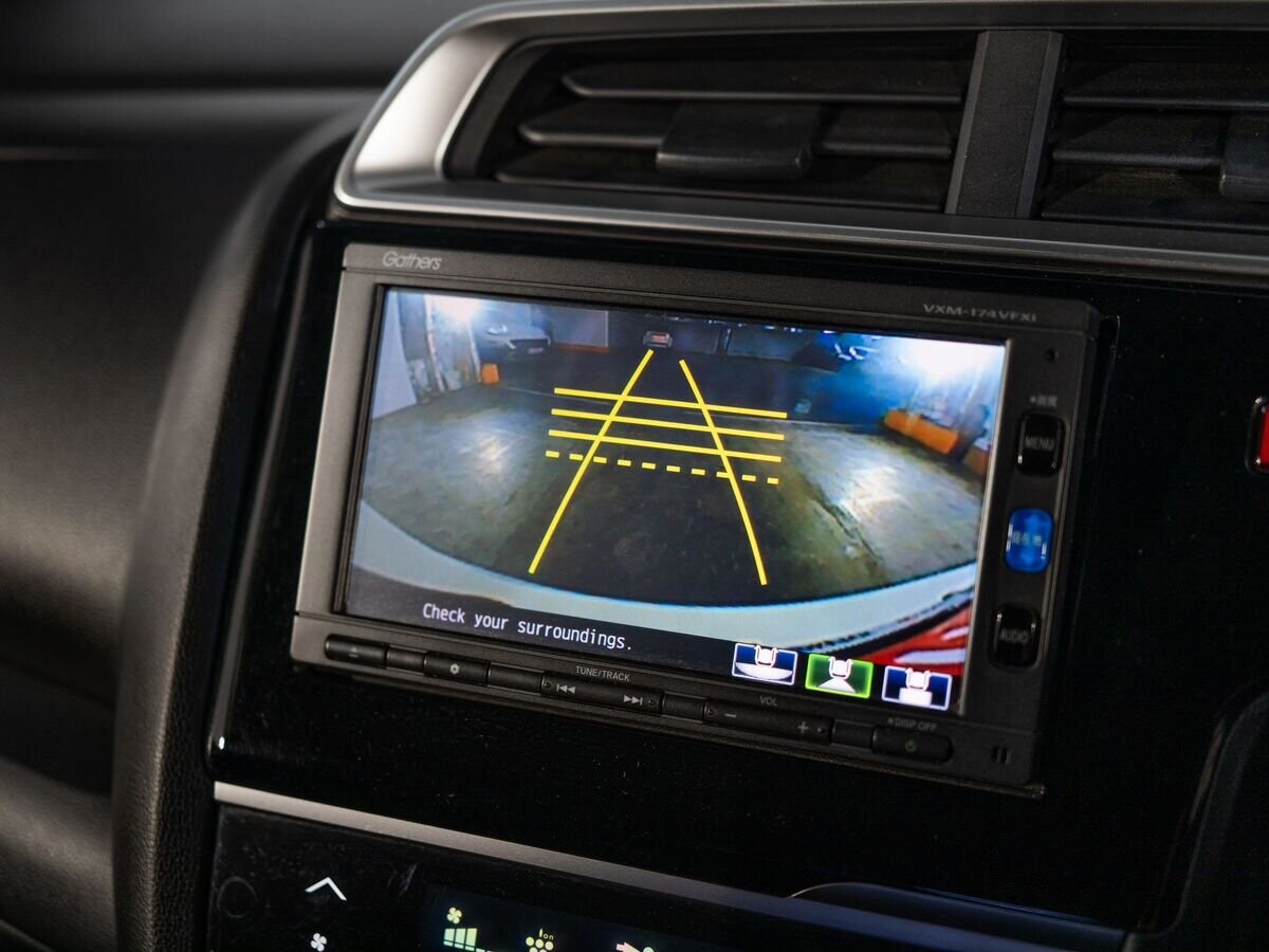 Honda Fit 2016 - фото автомобиля