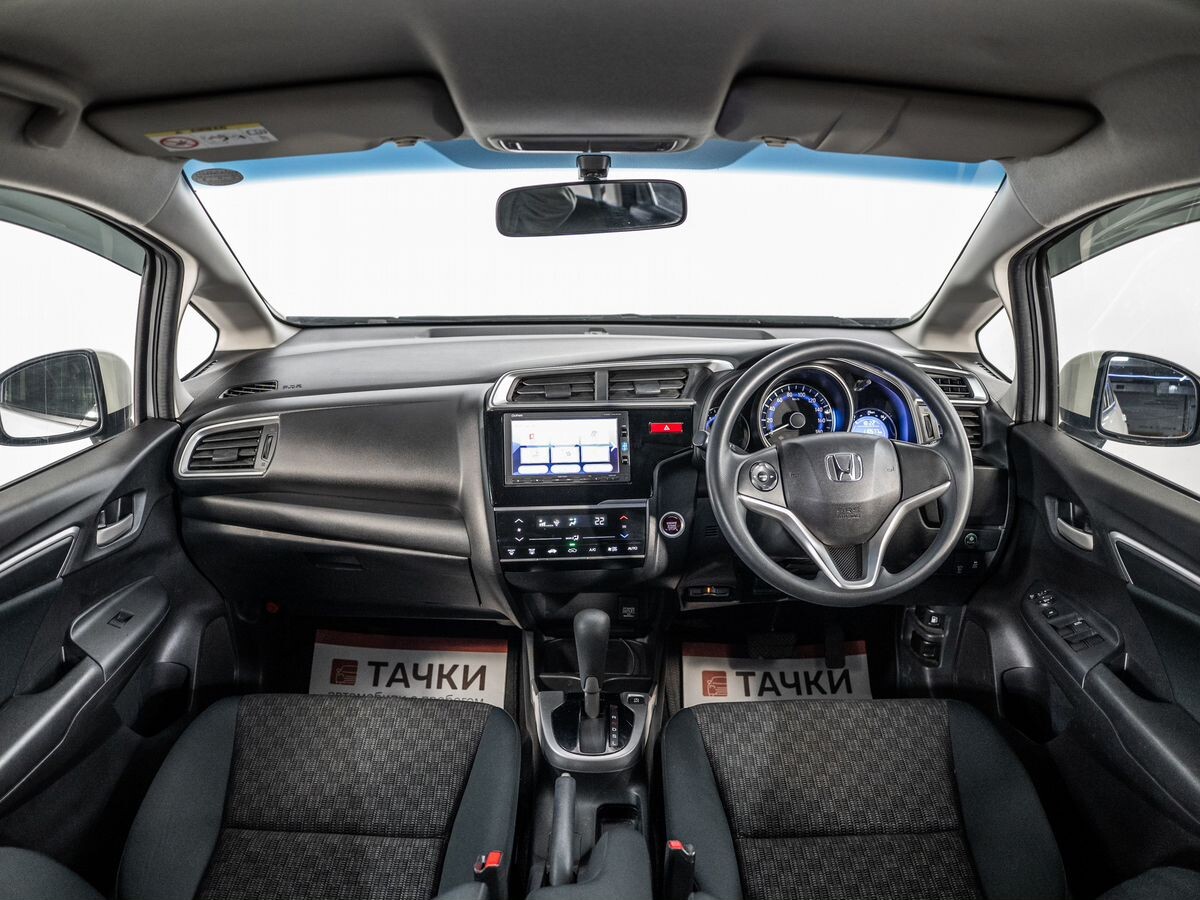 Honda Fit 2016 - фото автомобиля