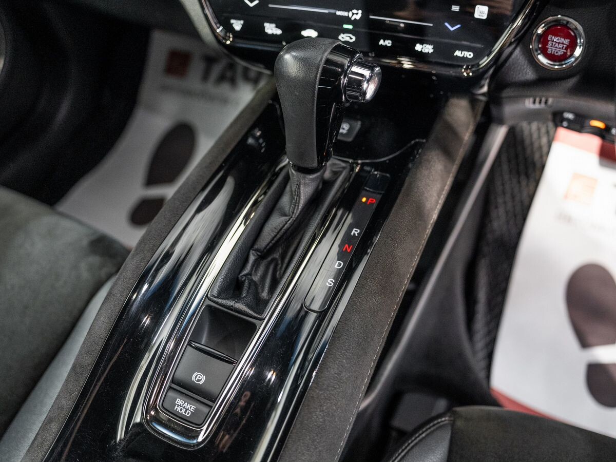 Honda Vezel 2017 - фото автомобиля