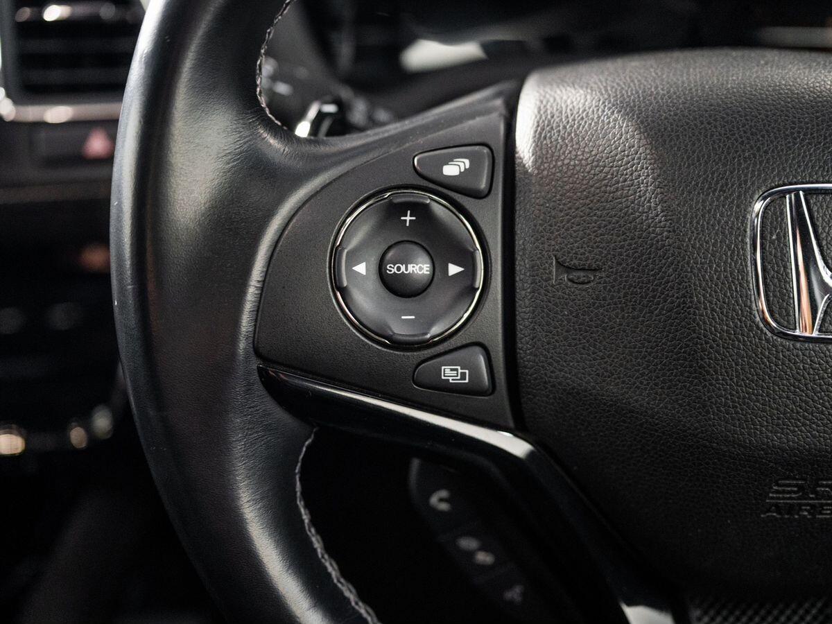 Honda Vezel 2017 - фото автомобиля