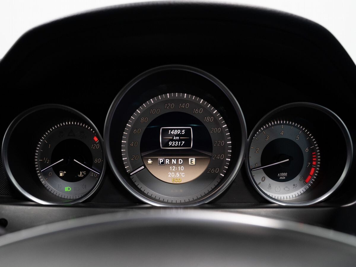 Mercedes-Benz C-Class 2012 - фото автомобиля
