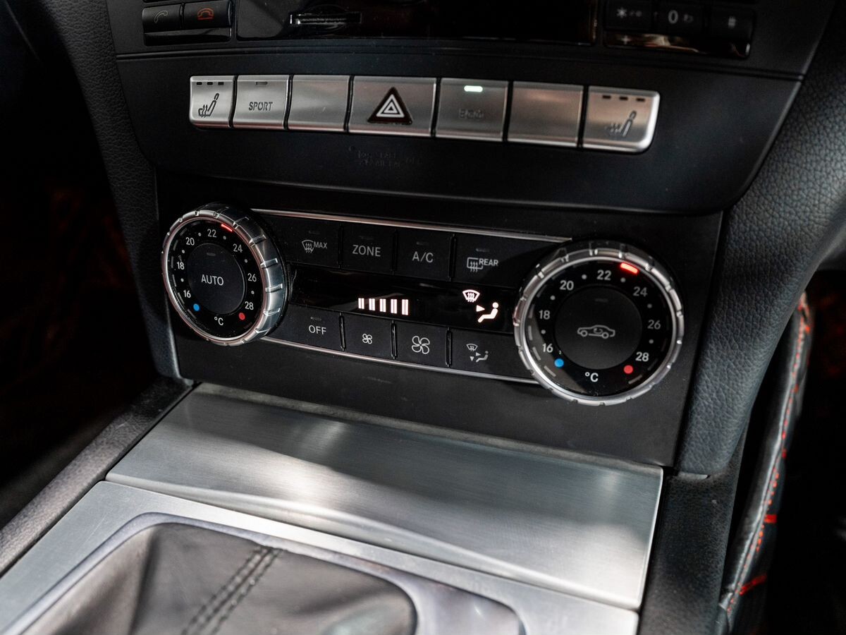 Mercedes-Benz C-Class 2012 - фото автомобиля