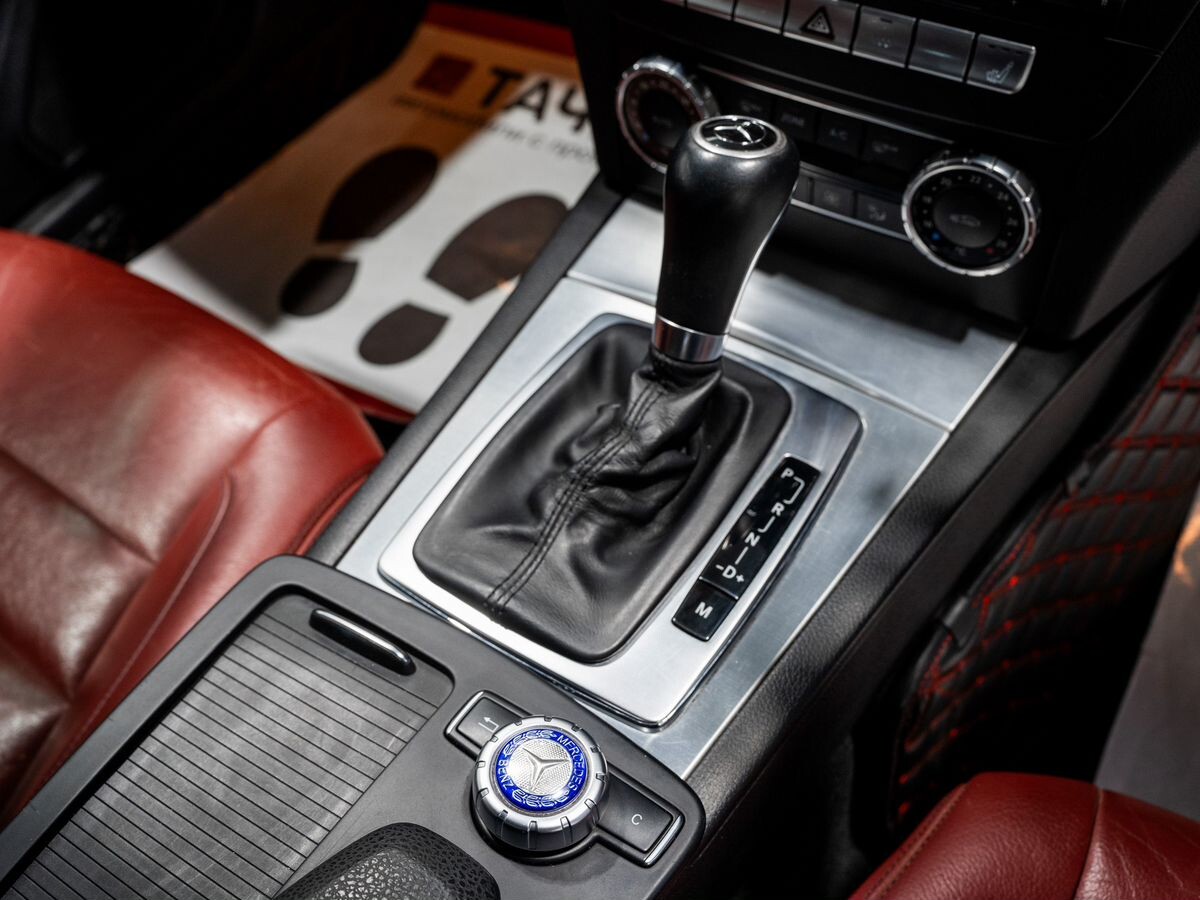 Mercedes-Benz C-Class 2012 - фото автомобиля