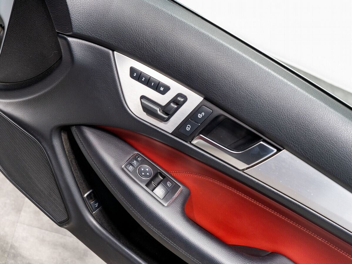 Mercedes-Benz C-Class 2012 - фото автомобиля
