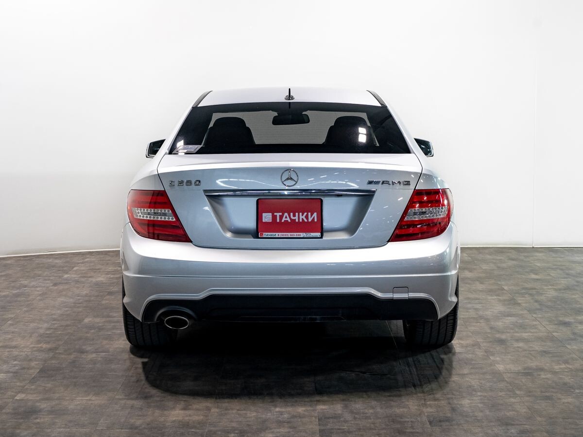 Mercedes-Benz C-Class 2012 - фото автомобиля