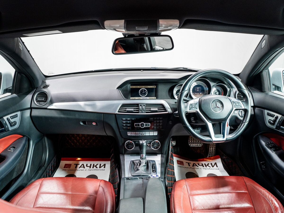 Mercedes-Benz C-Class 2012 - фото автомобиля