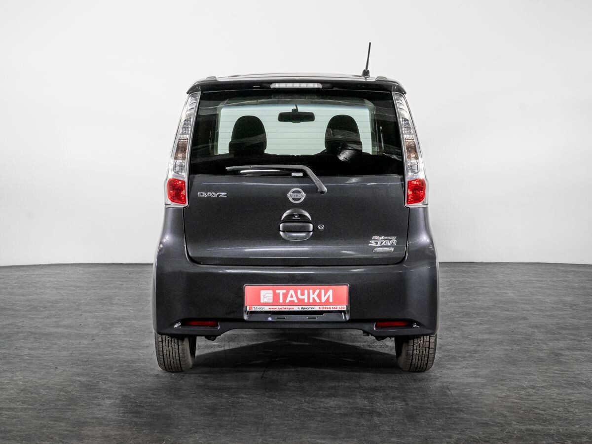 Nissan DAYZ 2014 - фото автомобиля