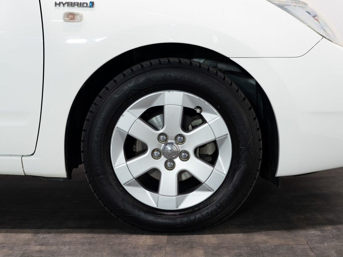 Toyota Prius 2009 - фото автомобиля