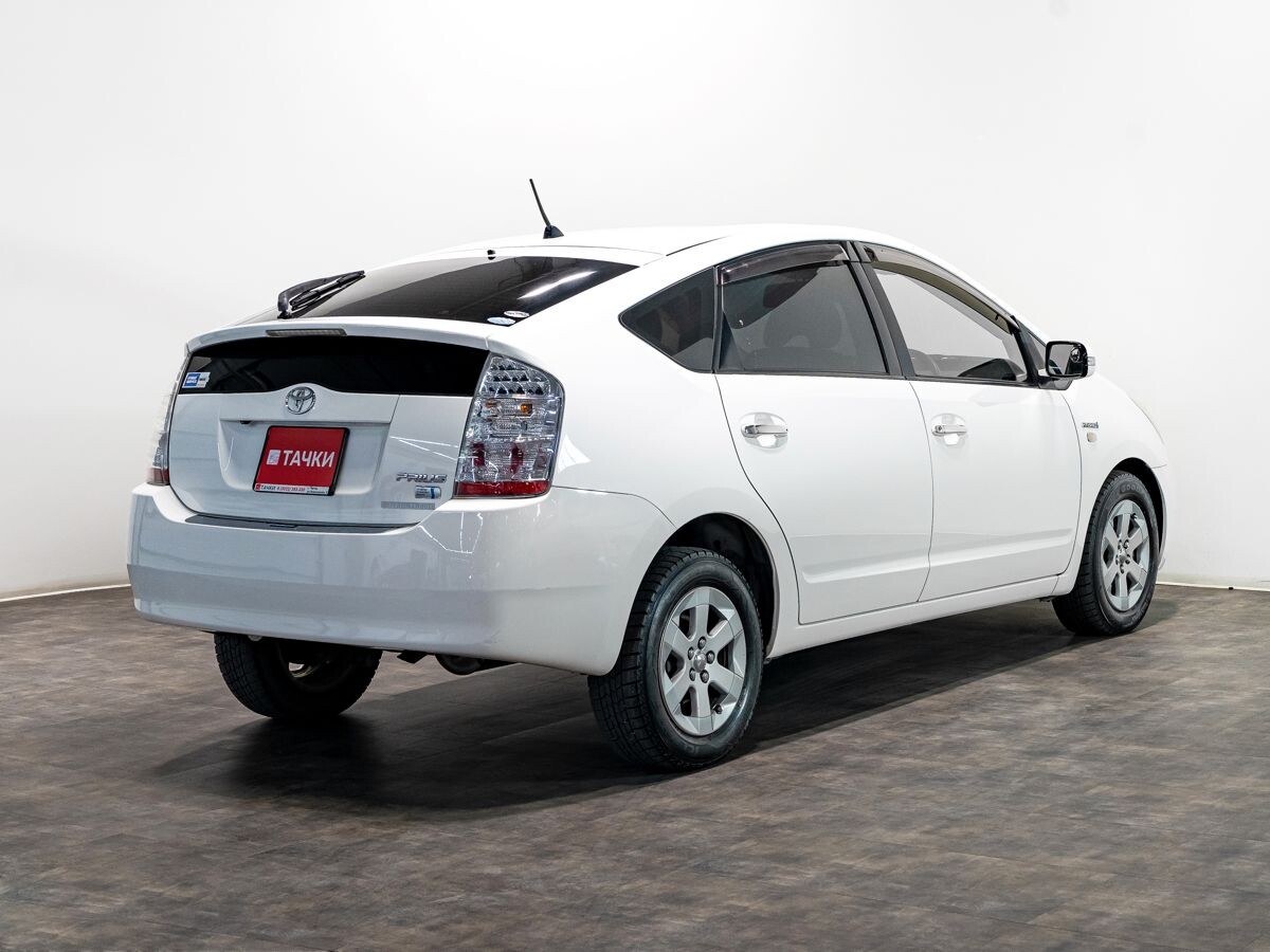 Toyota Prius 2009 - фото автомобиля