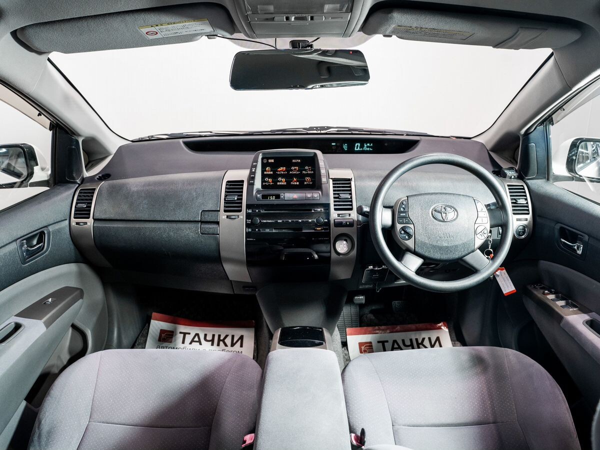 Toyota Prius 2009 - фото автомобиля