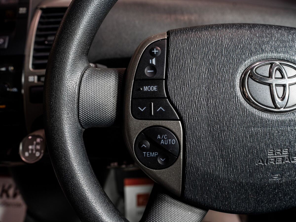 Toyota Prius 2009 - фото автомобиля