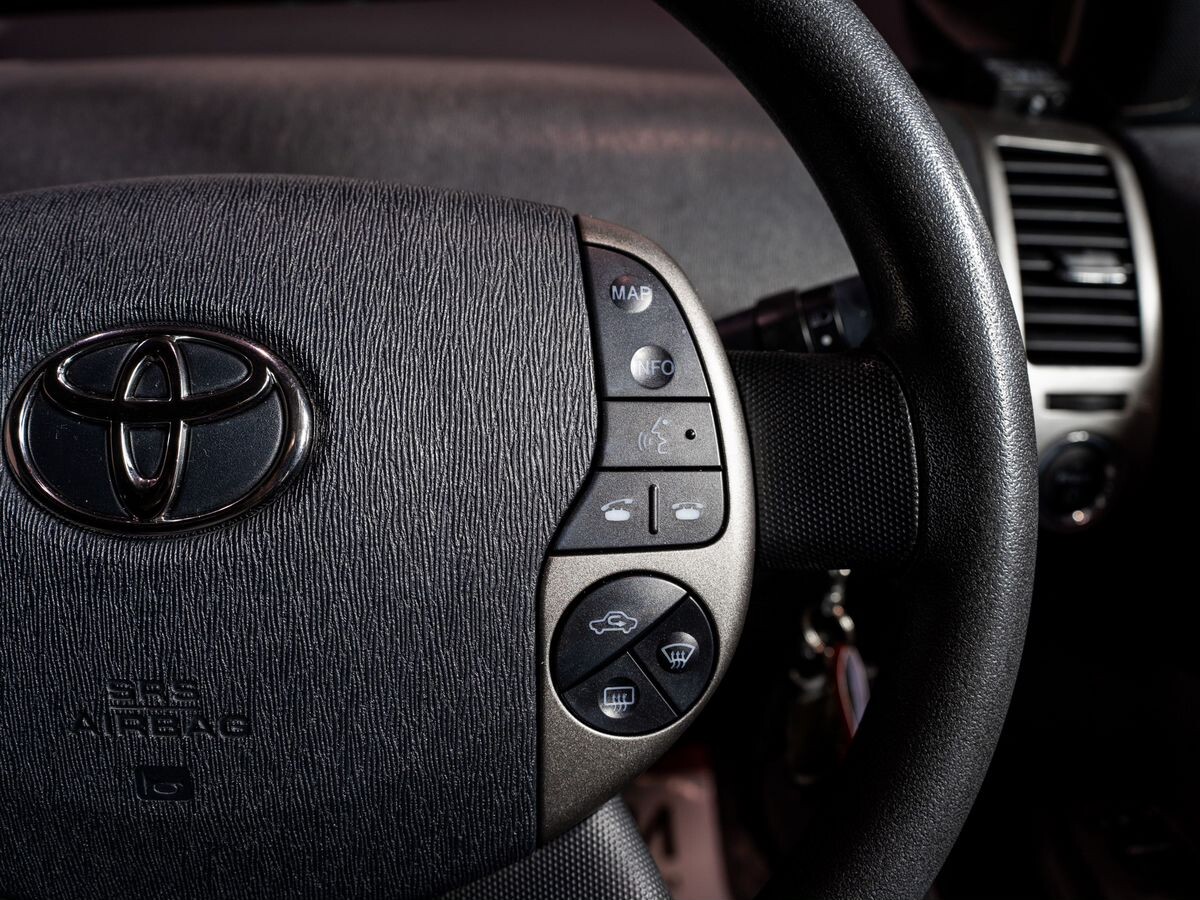 Toyota Prius 2009 - фото автомобиля