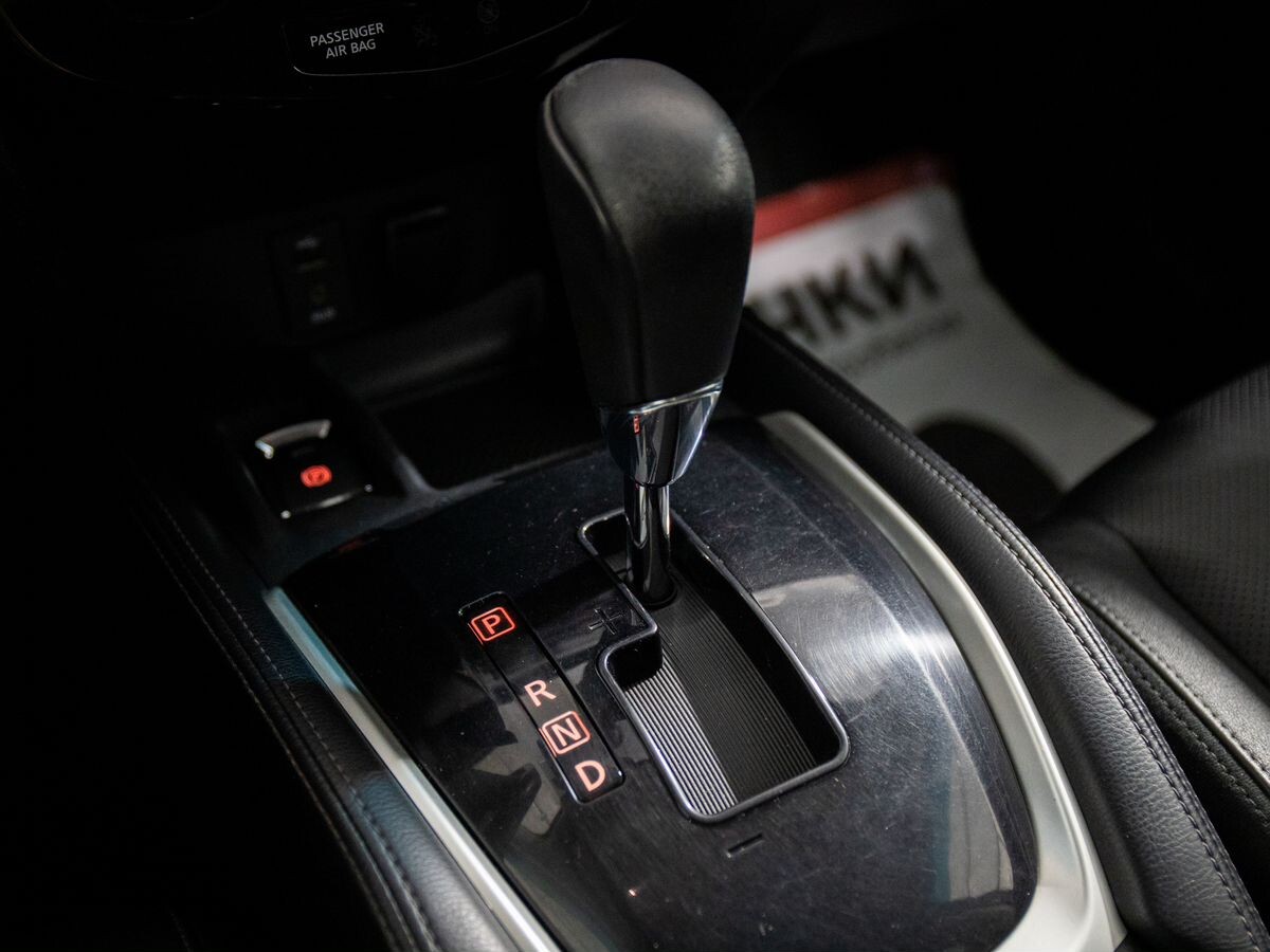 Nissan X-Trail 2015 - фото автомобиля