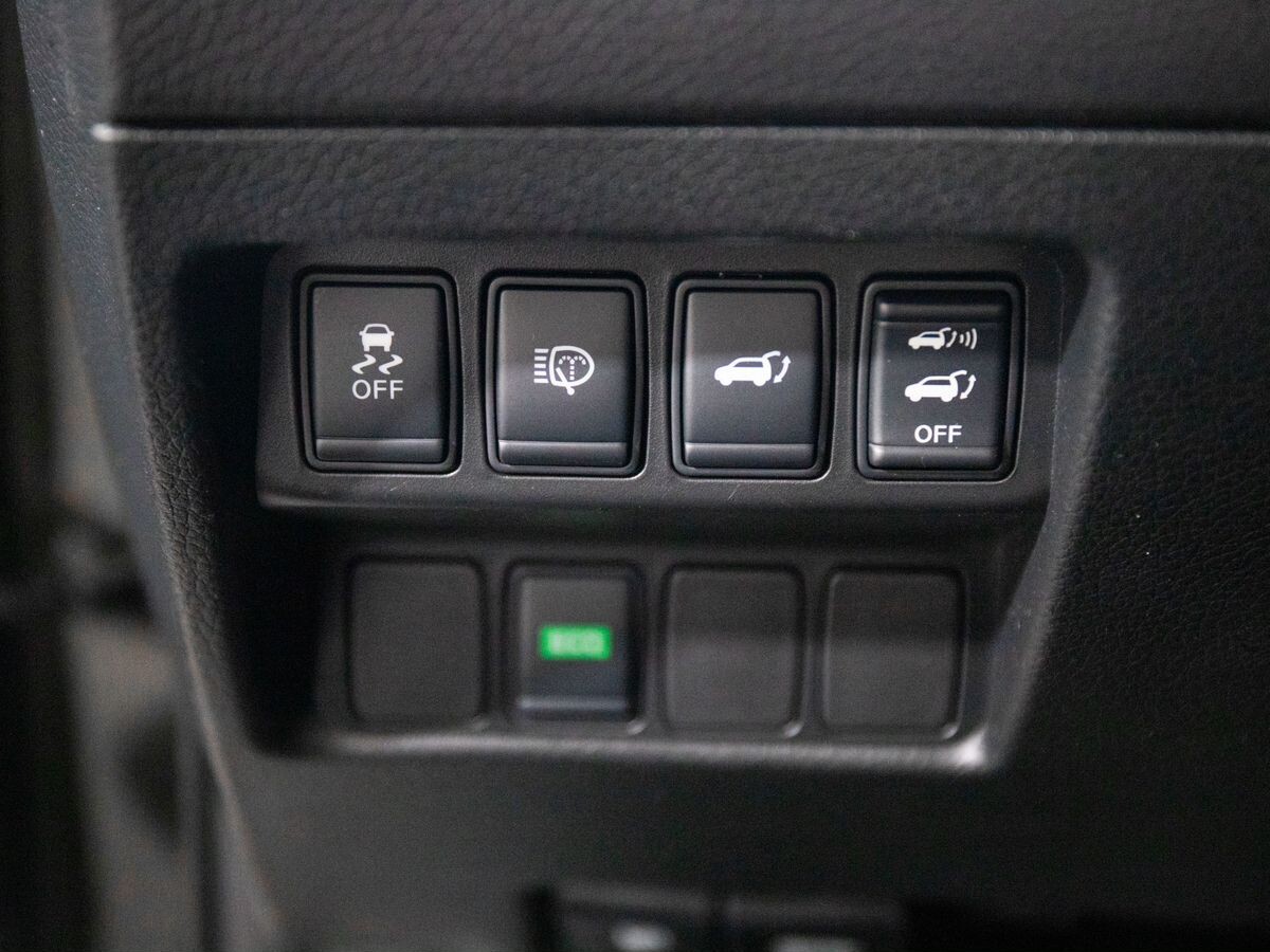 Nissan X-Trail 2015 - фото автомобиля