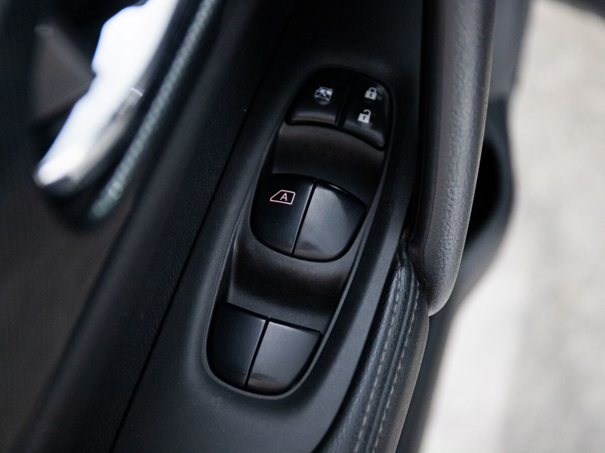 Nissan X-Trail 2015 - фото автомобиля