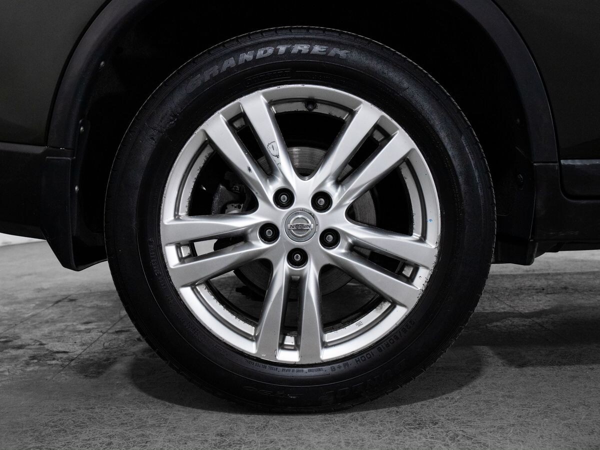 Nissan X-Trail 2015 - фото автомобиля