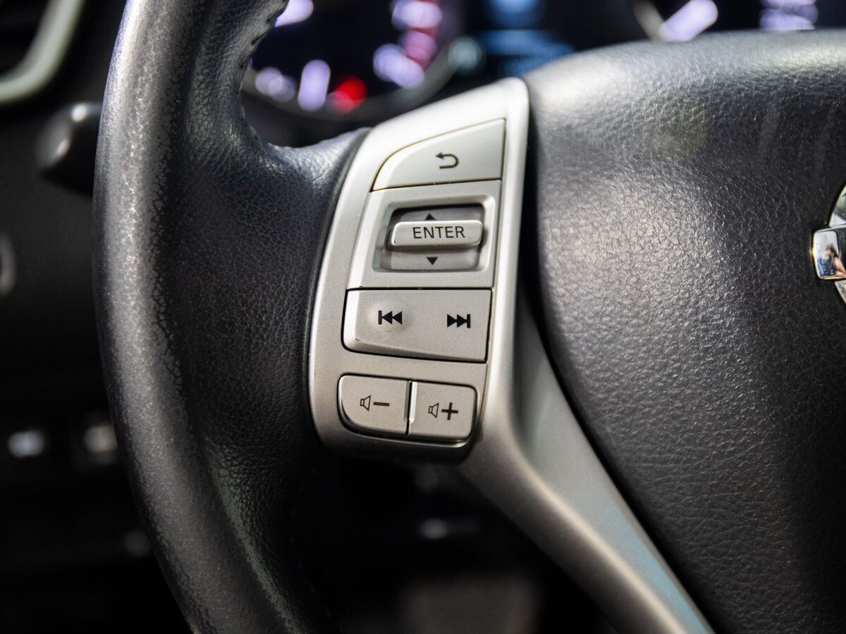 Nissan X-Trail 2015 - фото автомобиля