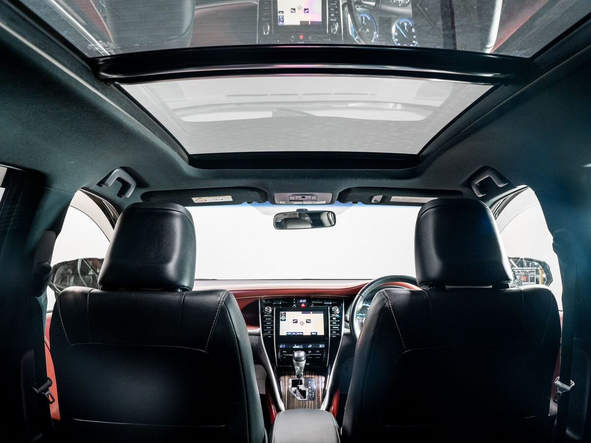 Toyota Harrier 2015 - фото автомобиля