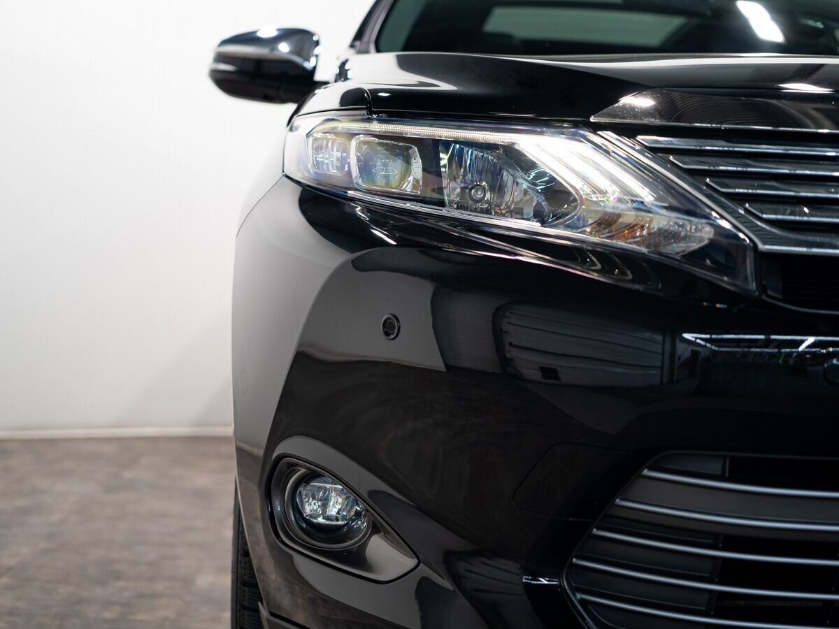 Toyota Harrier 2015 - фото автомобиля