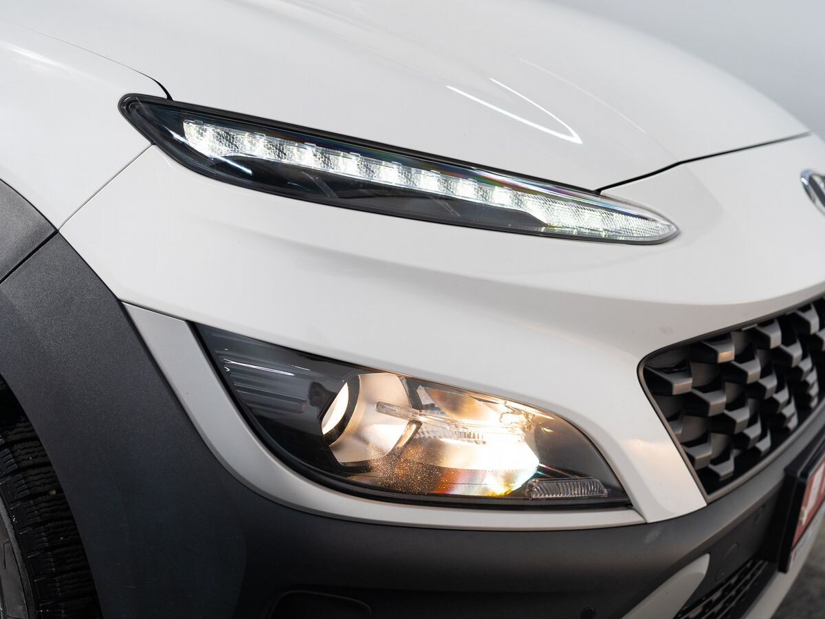 Hyundai Kona 2021 - фото автомобиля