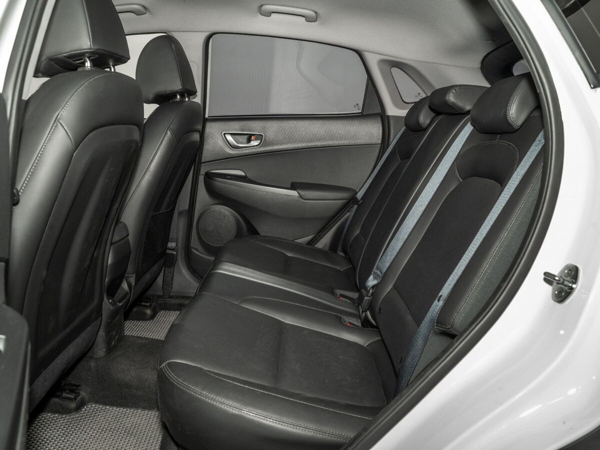 Hyundai Kona 2021 - фото автомобиля